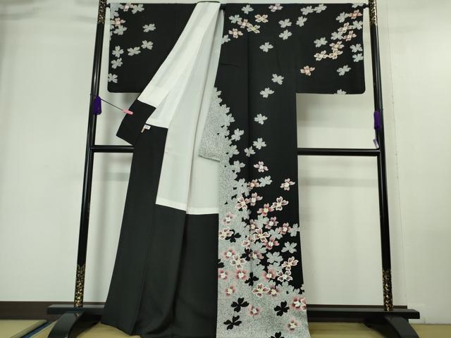 平和屋本店■極上 日本工芸会正会員 大村禎一 訪問着 舞花文 たたき染め 黒地 逸品 DZAA62311kh5