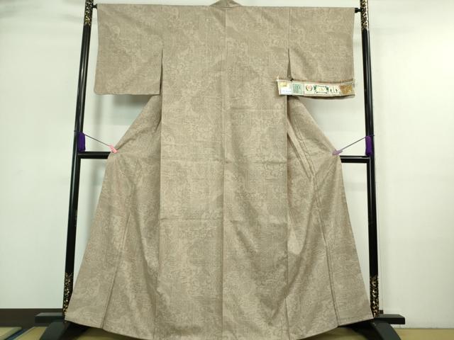 平和屋本店■極上 本場結城紬 重要無形文化財 織元 久保谷啓治 100亀甲 花唐草文 白茶色地 証紙付き 逸品 DZAA7124kh5