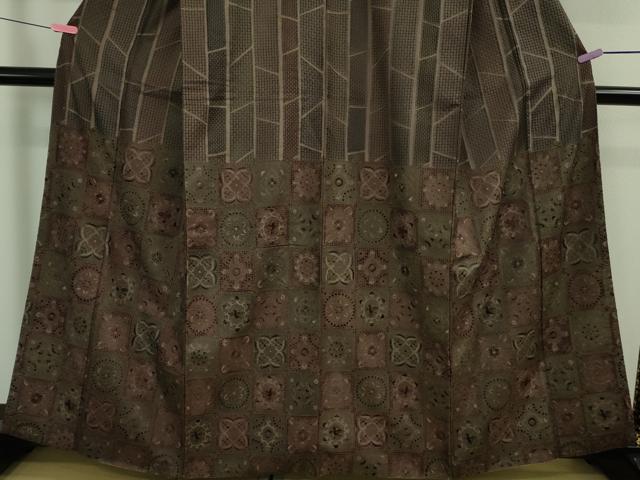 平和屋本店■極上 中国三大刺繍 スワトウ刺繍 汕頭刺繍 総刺繍 訪問着 正倉院花鳥文 黒橡色地 逸品 DZAA9057kh5