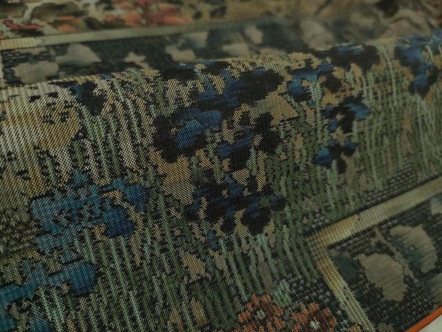 平和屋本店■極上 白泥染の第一人者・絣の魔術師 恵積五郎 本場大島紬 恵大島織物謹製 飛鶴吉祥花文 さが美扱い 証紙付き 逸品 DZAA9157kh5