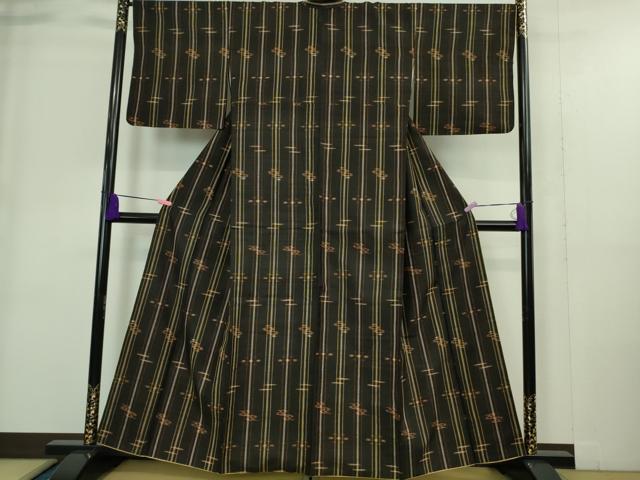 平和屋着物●極上 国指定重要無形文化財 本場久米島紬 手織 逸品 DZAA9373kh5