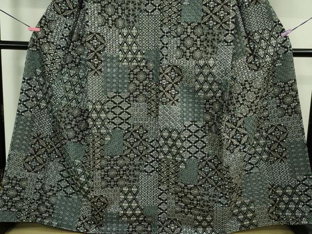 平和屋本店■極上 本場縞大島紬 総刺繍 名物裂花文 黒地 逸品 未使用 DZAA9396kh5