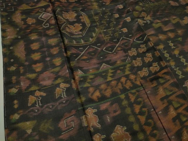 平和屋本店■極上 インド・アッサム 野蚕糸 手織 ムガシルク 象形文字 紫黒色地 逸品 DZAA9671kh5