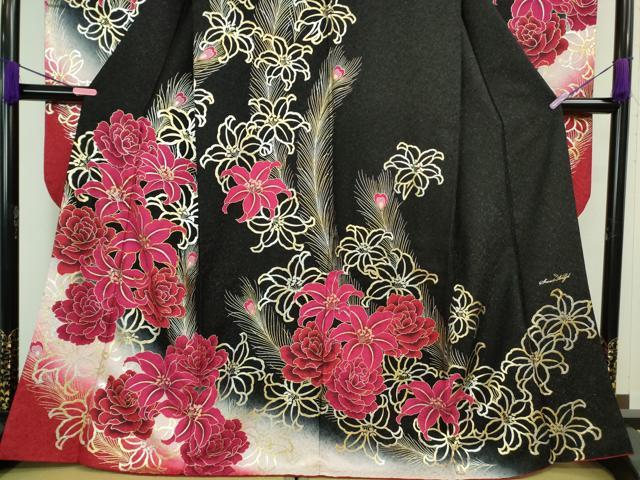 平和屋着物●極上 振袖 刺繍 SweetAngel 舞花文 暈し染め 黒地 金彩 銀通し地 逸品 DZAA9695kh5