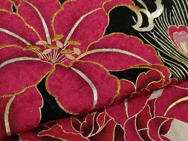 平和屋着物●極上 振袖 刺繍 SweetAngel 舞花文 暈し染め 黒地 金彩 銀通し地 逸品 DZAA9695kh5