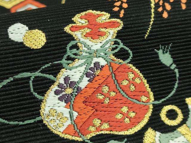 平和屋着物●極上 西陣の老舗 1782年創業 山下織物 六通柄袋帯 唐織 豊年宝尽くし 黒地 金糸 逸品 DZAB0276kh5
