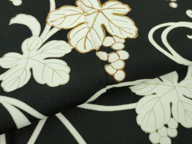 平和屋本店■極上 きもの志麻 岩下志麻ブランド 訪問着 駒刺繍 葡萄唐草文 黒地 金彩 逸品 DZAB0757kh5