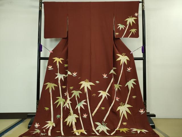 平和屋本店●極上 お引きずり・お引き摺り 訪問着 舞妓 芸妓 芸者 衣装 駒刺繍 笹竹 葡萄色地 金彩 鬼しぼ縮緬 逸品 DZAB0758kh5