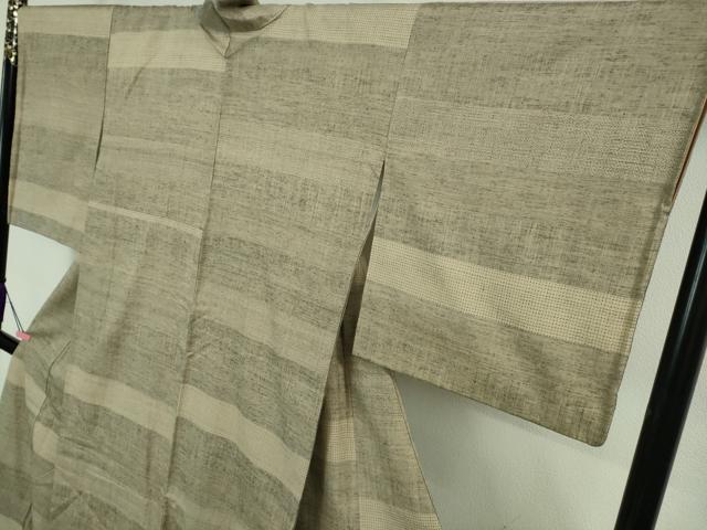 平和屋本店■極上 本場結城紬 重要無形文化財 120亀甲 横段文 逸品 DZAB0805kh5