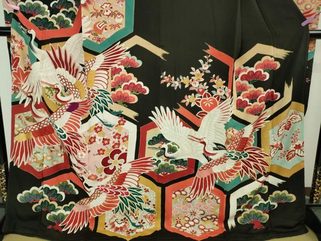 平和屋本店●極上 アンティーク 大正ロマン 振袖 駒刺繍 飛鶴亀甲吉祥花文 黒地 金彩 逸品 DZAB1609kh5