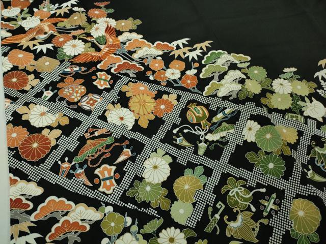 平和屋本店●極上 創業460年・千總 黒留袖 駒刺繍 宝尽くし 飛鶴吉祥花文 高島屋扱い 逸品 DZAB1621kh6