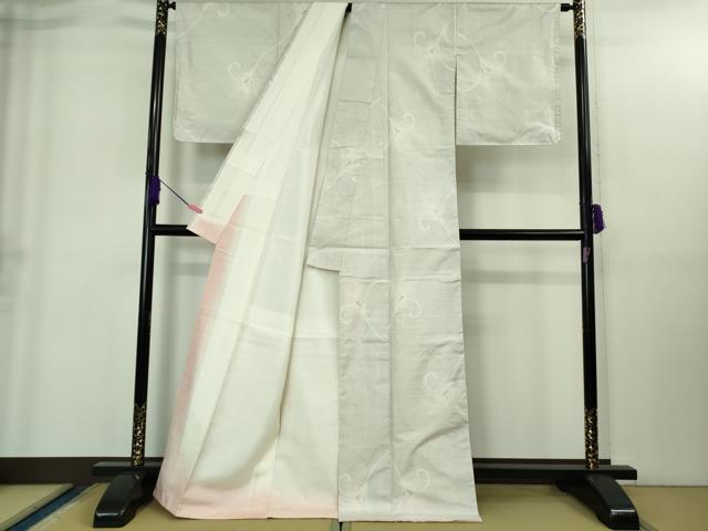 平和屋着物●極上 本場大島紬 白大島 7マルキ 唐草文 逸品 DZAB1940kh6