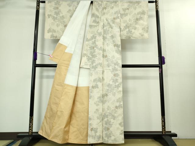 平和屋着物●極上 本場大島紬 白大島 7マルキ 120亀甲 南天蔦の葉文 逸品 未使用 DZAB2127kh6