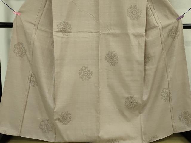 平和屋本店●極上 本場結城紬 重要無形文化財 160亀甲 飛び亀甲柄 縞屋謹製 正倉院花文 薄柿色地 証紙付き 逸品 未使用 DZAB2267kh6