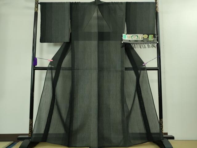 平和屋本店*極上 夏物 結城紬 夏結城 はたおり娘 手緒里 100亀甲 間道 黒地 証紙付き 逸品 未使用 DZAB2407kh6