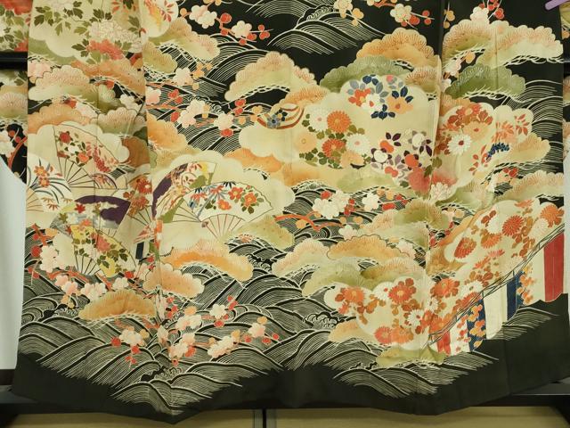 平和屋着物●極上 アンティーク 大正ロマン 振袖 駒刺繍 扇面吉祥花文 黒地 金彩 逸品 DZAB2482kh6