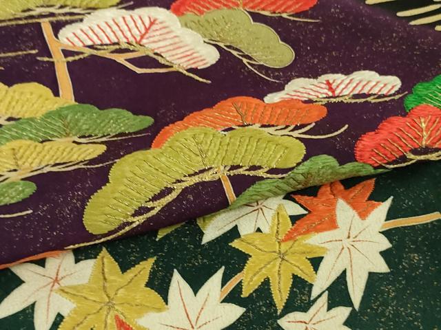 平和屋着物●極上 アンティーク 大正ロマン 振袖 刺繍 吉祥花文 黒地 金彩 逸品 DZAB2492kh6