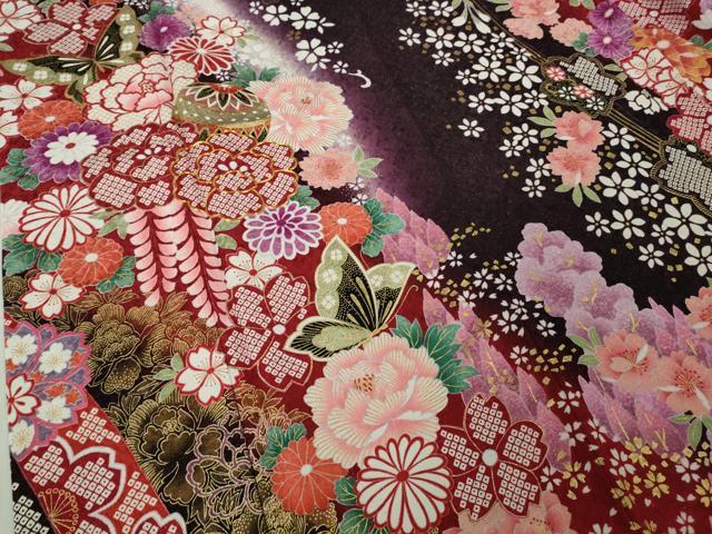 平和屋本店●極上 振袖・長襦袢(袷・半衿刺繍)セット 駒刺繍 舞蝶花毬文 暈し染め 金彩 銀通し地 関芳謹製 反端付き 逸品 DZAB2759kh6