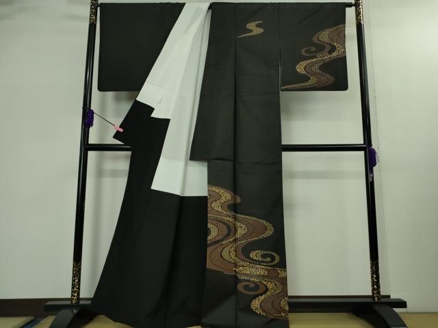 平和屋着物●極上 本場縞大島紬 訪問着 印傳 名物裂 流水文 黒地 寿紬謹製 証紙付き 逸品 DZAB2780kh6