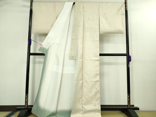 平和屋本店●極上 石川県指定無形文化財 牛首紬 白山工房 手織り 市川純一郎 南天文 練色地 逸品 DZAB2810kh6