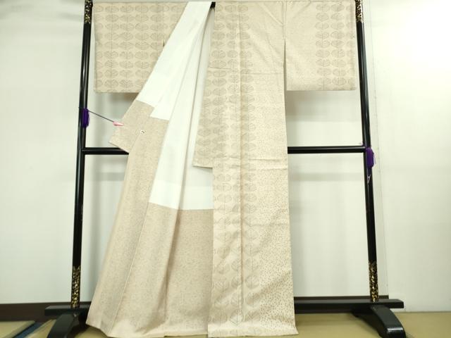 平和屋本店●極上 石川県指定無形文化財 牛首紬 白山工房 手織り 愛川流 葉並べ 薄卵色地 逸品 DZAB2811kh6