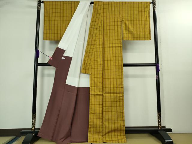 平和屋本店●極上 本場黄八丈 市松綾織 紬 格子 逸品 未使用 DZAB2836kh6