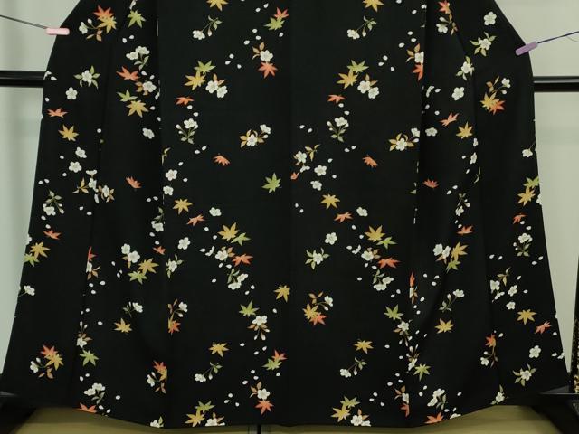 平和屋着物●極上 小紋 桜楓文 黒地 鬼しぼ縮緬 金彩 松坂屋扱い 逸品 DZAB2850kh6