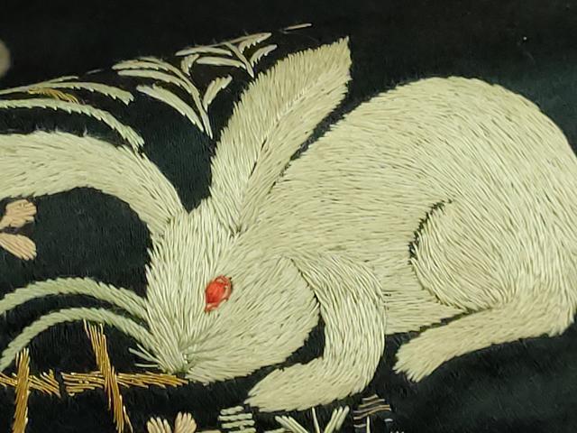 平和屋本店●極上 アンティーク 大正ロマン 九寸名古屋帯 総手刺繍 兎 餅つき 黒地 金糸 逸品 DZAB2866kh6