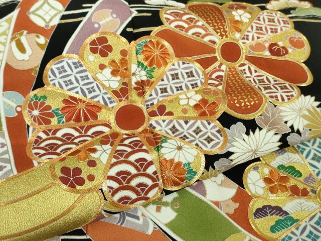 平和屋本店●極上 創業460年・千總 黒留袖 駒刺繍 束ね熨斗 宝尽くし 金彩 たとう紙付き 逸品 DZAB2955kh6