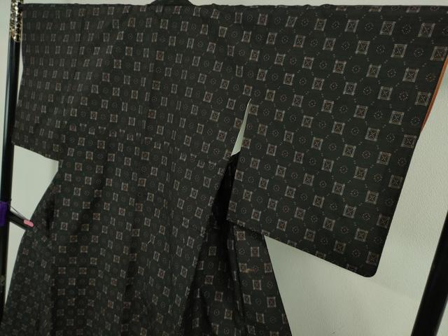 平和屋本店●極上 花織 紬 黒地 逸品 DZAB2974kh6