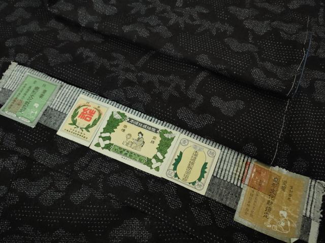 平和屋着物●極上 本場結城紬 重要無形文化財 廣田紬謹製 100亀甲 飛び亀甲柄 証紙付き 逸品 未使用 DZAB2977kh6