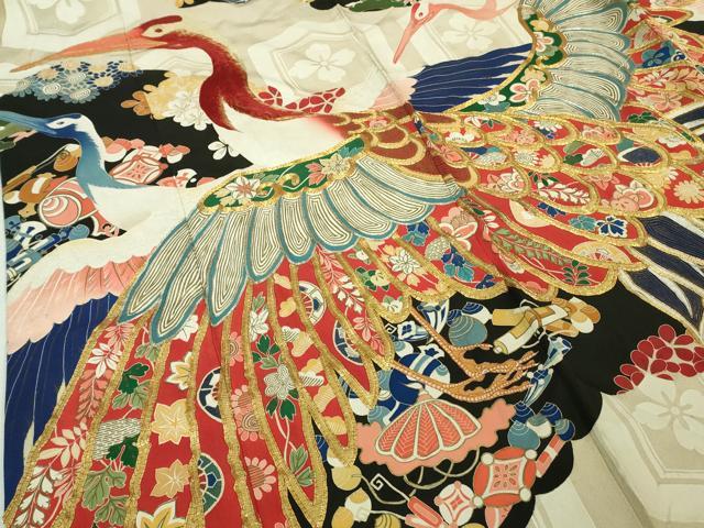 平和屋本店●極上 アンティーク 大正ロマン 振袖 駒刺繍 宝尽くし飛鶴文 黒地 金彩 逸品 DZAB3023kh6