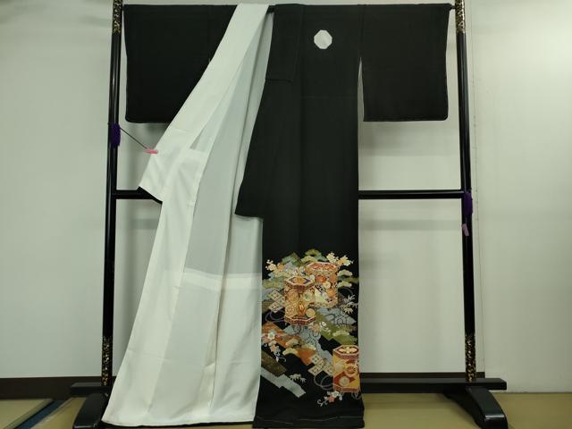 平和屋本店●極上 創業460年・千總 黒留袖 駒刺繍 貝桶吉祥花松文 金糸 逸品 未使用 DZAB3290kh6