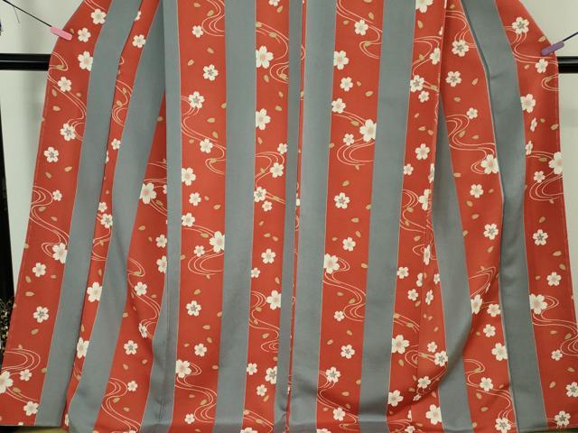 平和屋本店●極上 人形作家・ホリヒロシ 小紋 舞桜 間道 鬼しぼ縮緬 金彩 反端・参考資料付き 逸品 DZAB3429kh6