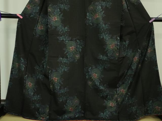 平和屋着物●極上 本場大島紬 9マルキ 蔦の葉花文 黒地 逸品 未使用 DZAB3485kh6