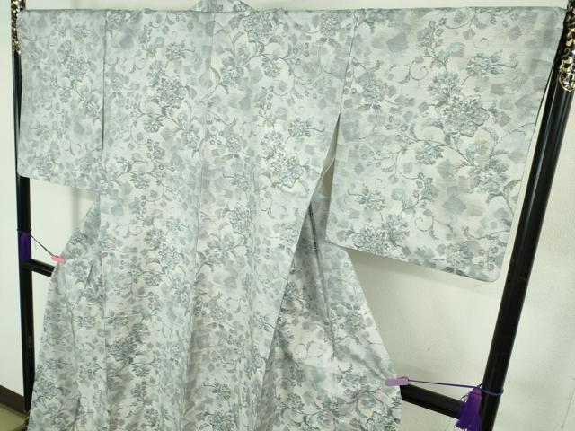 平和屋着物●極上 本場大島紬 白大島 花唐草文 やまと誂製 逸品 DZAB3487kh6