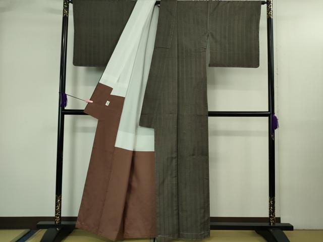 平和屋本店●極上 1897年創業 名門岡野 本場筑前博多織 千年工房 黒田紬 憲法黒茶色地 博多金ラベル 証紙付き 逸品 未使用 DZAB3598kh6