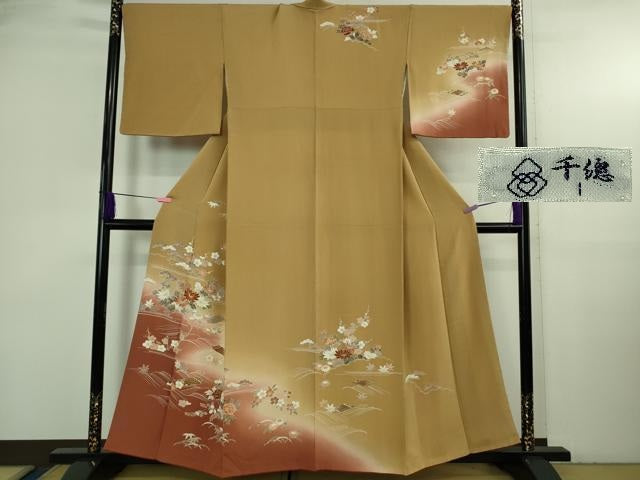 平和屋本店●極上 創業460年・千總 訪問着 駒刺繍 花筏 黄朽葉色地 暈し染め 金彩 鬼しぼ縮緬 逸品 DZAB3720kh6