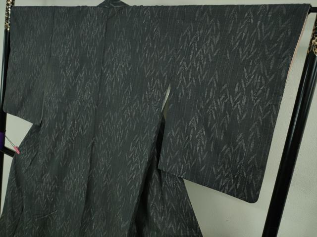 平和屋本店●極上 本場結城紬 重要無形文化財 本場結城紬技術保持者 野村半平 100亀甲 飛び亀甲柄 枝葉文 褐色地 証紙付き 逸品DZAB3762kh6