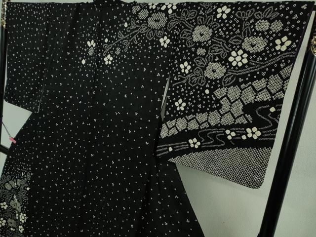 平和屋着物●極上 訪問着 絞り 草花文 黒地 逸品 DZAB3808kh6