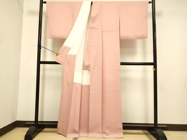 平和屋着物●極上 色無地 草木染 寿光織 霞地紋 洗朱色 反端付き 逸品 DZAB3882kh6