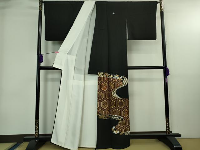 平和屋本店●極上 創業460年・千總 黒留袖 駒刺繍 亀甲宝尽くし鶴花文 金彩 高島屋扱い 逸品 DZAB4005kh6