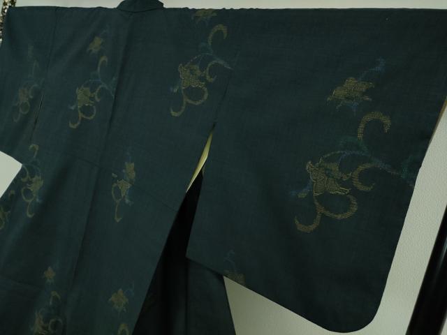 平和屋本店●極上 本場結城紬 重要無形文化財 100亀甲 飛び亀甲柄 花唐草文 褐返色地 証紙付き 逸品 DZAB4080kh6