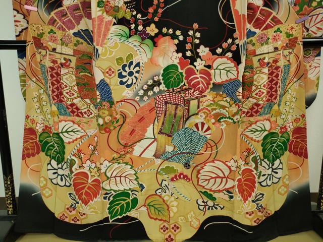 平和屋本店●極上 アンティーク 大正ロマン 振袖 駒刺繍 几帳檜扇花文 黒地 暈し染め 金彩 逸品 DZAB4154kh6