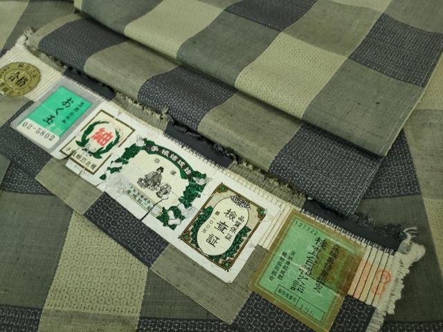 平和屋着物●極上 結城紬 80亀甲 おく玉 手織 格子 証紙付き 逸品 DZAB4187kh6