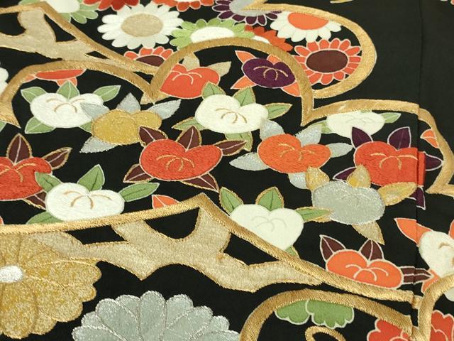 平和屋本店●極上 振袖 刺繍 飛鶴吉祥菊花松紋 黒地 金銀糸 逸品 DZAB4352kh6