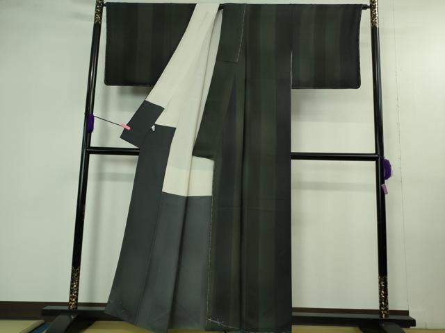 平和屋着物●極上 京都の名門ブランド 銀花仙 小紋 間道 黒地 暈し染め 逸品 未使用 DZAB4361kh6
