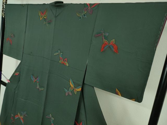 平和屋着物●極上 小紋 モール 舞蝶文 鉄御納戸色地 逸品 未使用 DZAB4422kh6