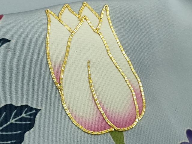 平和屋本店●極上 染刺工芸 大羊居 東京友禅 訪問着 駒刺繍 尾長鳥 チューリップ 草花 淡藤色地 金糸 ロング丈 逸品 DZAB4929kh6