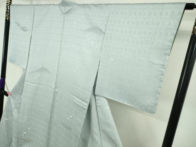 平和屋着物●極上 染色作家 長谷川忠義 小紋 舞花弁 かすみ山文 淡藤色地 金彩 逸品 未使用 DZAB5112kh6